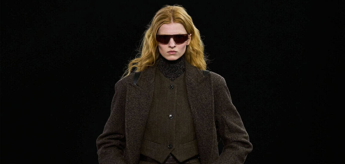 Max Mara: Ready-To-Wear AW25 - 10 Magazine